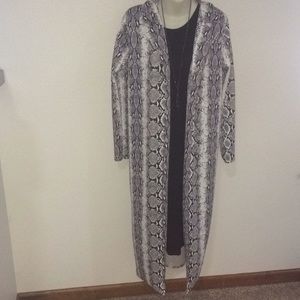 Pretty Little Thing Snakeskin Print Long Blazer